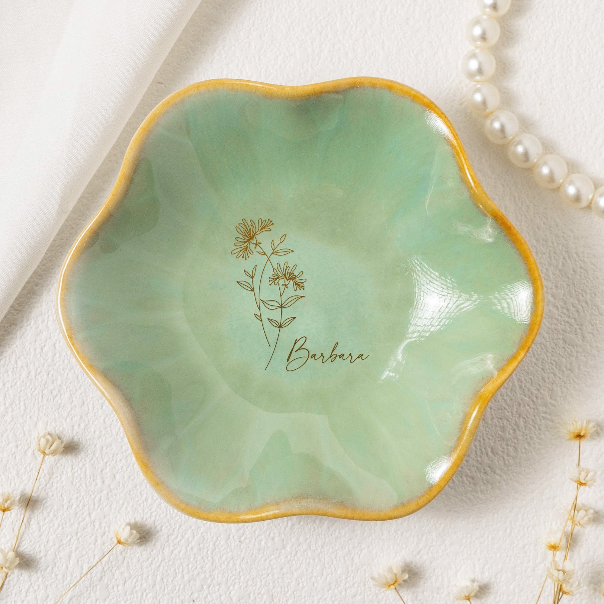 Custom Birth Flower Line Art Gifts For Her, Friends, Sisters - Personalized Jewelry Dish