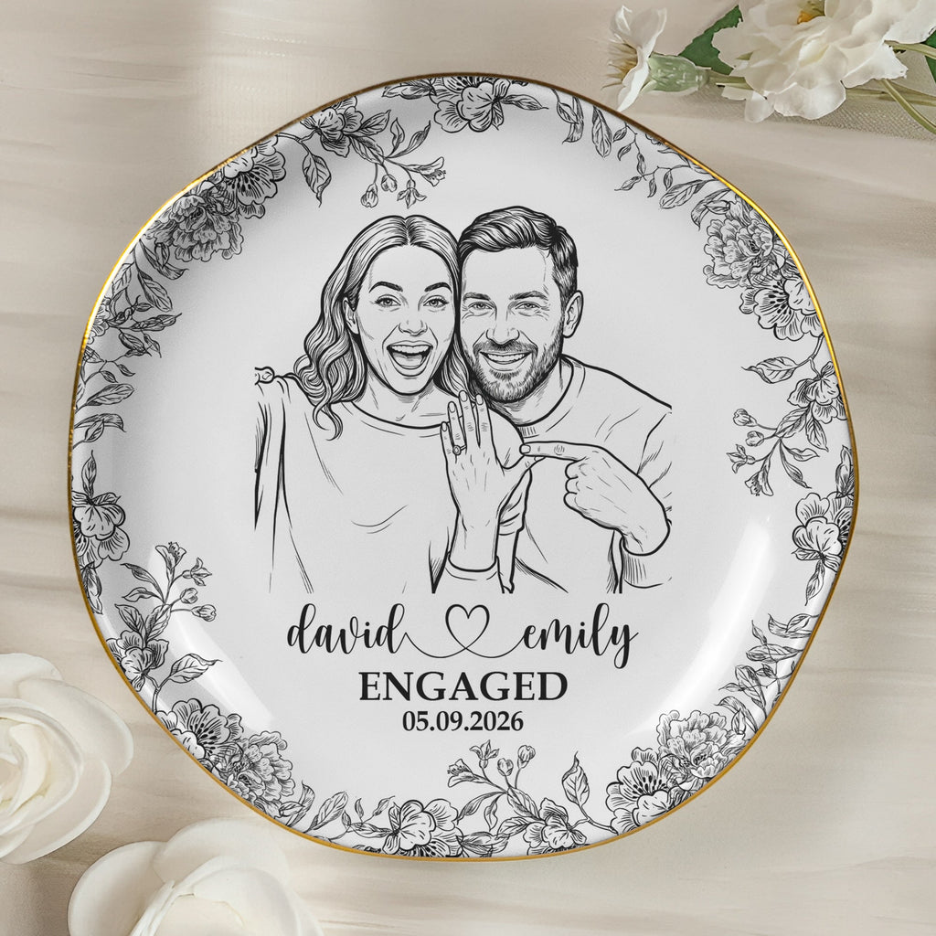 Custom Couple Portrait Ring Dish Engagement Gift For Her - Personalized Jewelry Dish