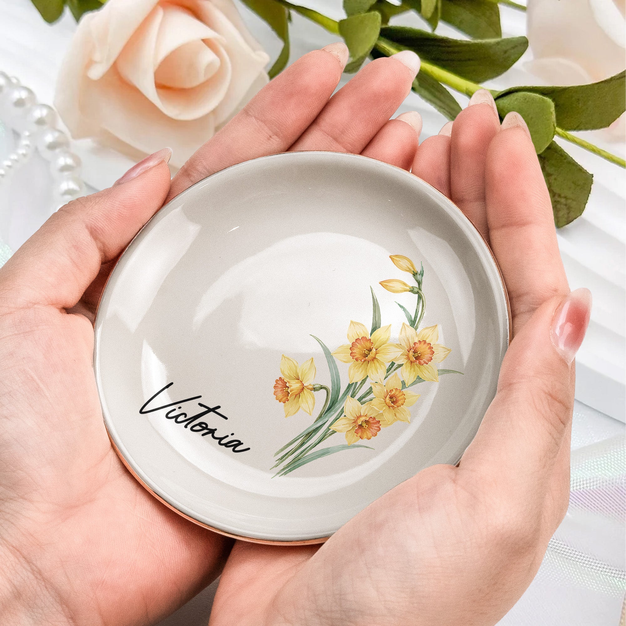 Custom Name & Birth Flowers Gifts For Friends, Sisters Birthday Wedding Gifts - Personalized Jewelry Dish