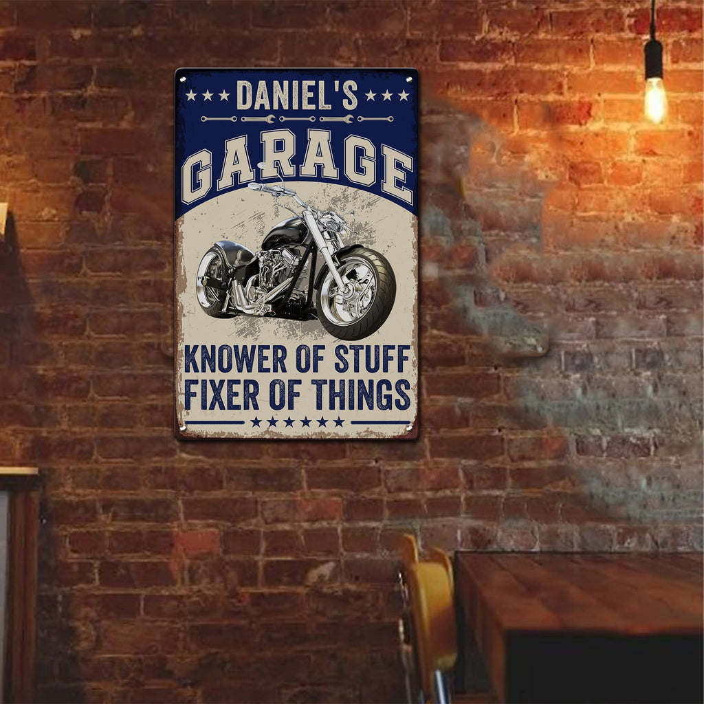 Knower Of Stuff Fixer Of Things - Custom Vintage Car, Motor - Personalized Metal Sign