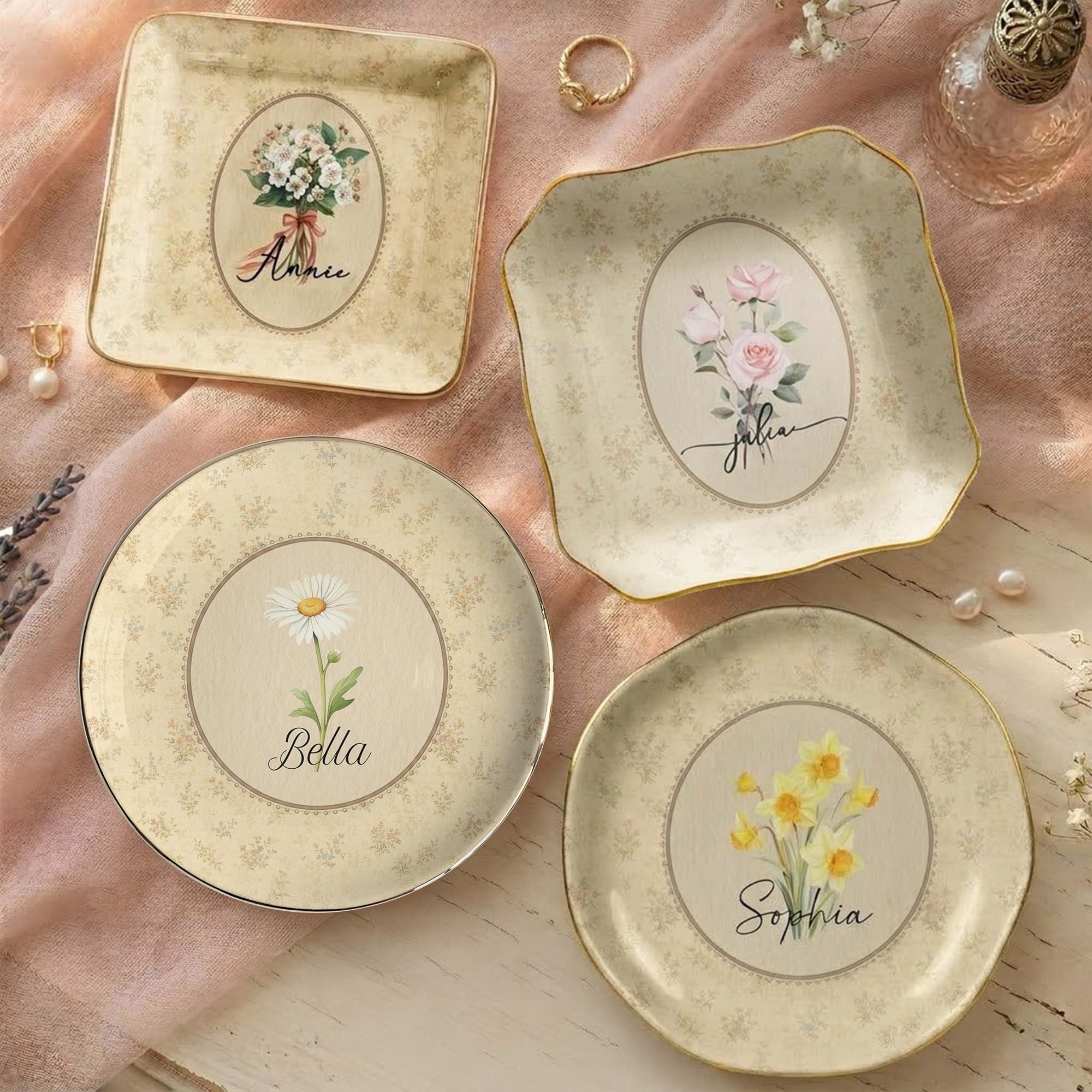 Vintage Custom Birth Flower - Personalized Jewelry Dish